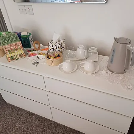 With Private Bathroom 4* Edinburg