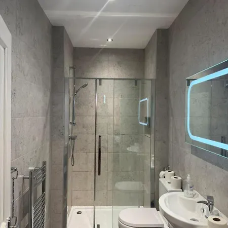 Hotel West Residences 3*
