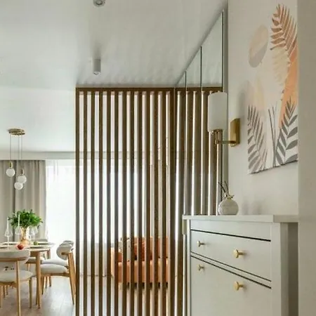 Unbeatable Location, Stylish Near Everything Cutur