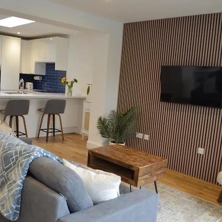 Vakantiehuis 2br Portobello By With Garden
