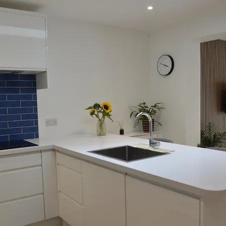 2br Portobello By With Garden * Edinburgh