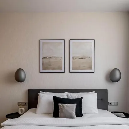 Ferienhaus Unbeatable Location, Stylish Near Everything Cutur *