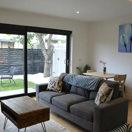 Vakantiehuis 2br Portobello By With Garden *