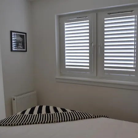 2br Portobello By With Garden Edinburgh