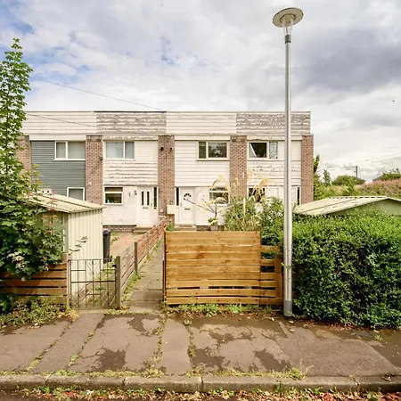 Forrester Park 2 Bedroom House - Edinburgh