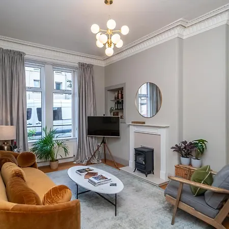 Leith Escape - Stylish 2br - Pass The Keys Edinburgh