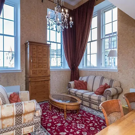 Charming 2-bedroom Flat In The Heart Of - Pass The Keys Appartement *