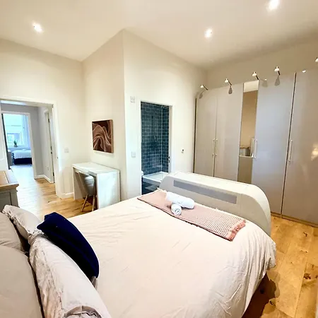 London Road Luxury Georgian - Superfast Wifi - Parking Available Апартаменты Эдинбург