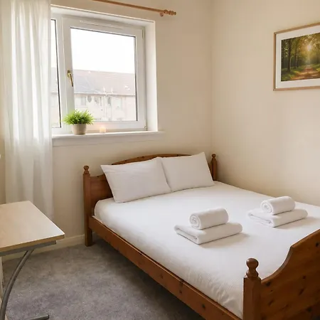 Bright And Spacious 2 Bedroom Flat Sleeps 5 Appartement