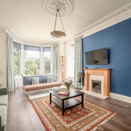 Eyre Crescent 3 Bedroom - New Town, * Edinburgh