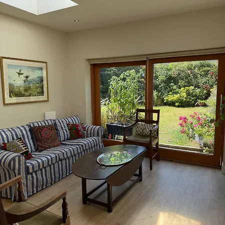 Newly Refreshed Garden Flat In Stockbridge * Эдинбург