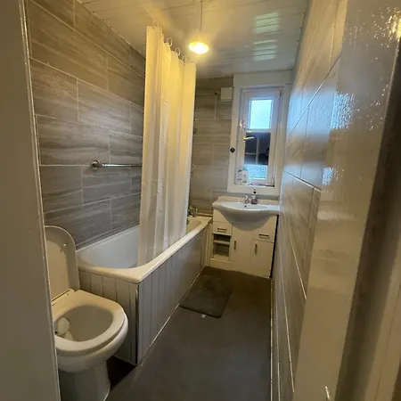 アパート 3 Bedroom Flat In A Cosy Environment Of