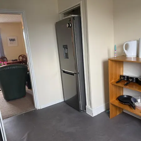 Appartement 3 Bedroom Flat In A Cosy Environment Of