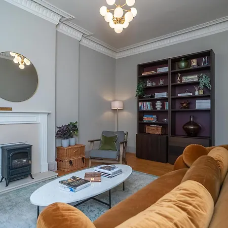 Leith Escape - Stylish 2br - Pass The Keys *