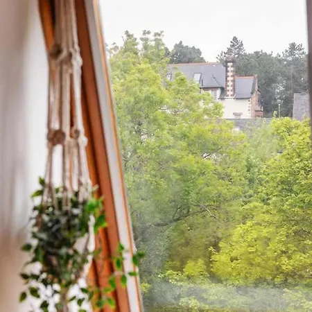 Appartement River View In Stockbridge With Parking And Study