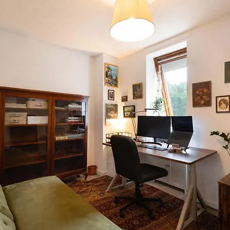 River View In Stockbridge With Parking And Study Appartement *