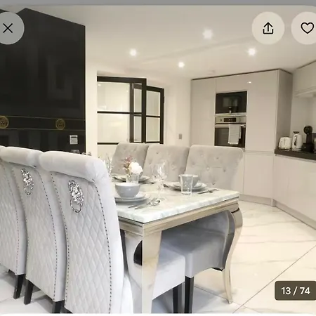 Murrayfield Luxury Retreat & Apartament