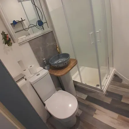 Warm Calton Hill 3 Bdrm A Daire *
