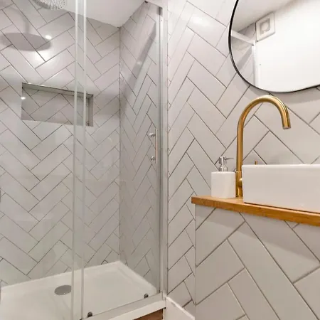 Modern Cosy Flat In The Apartman Edinburgh
