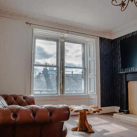Two 3-bedroom Near Airport Newbridge Daire Edinburgh