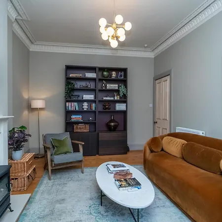 Leith Escape - Stylish 2br - Pass The Keys *