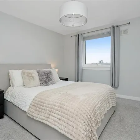 Modern Floor Apartment, With Balcony 아파트 에든버러