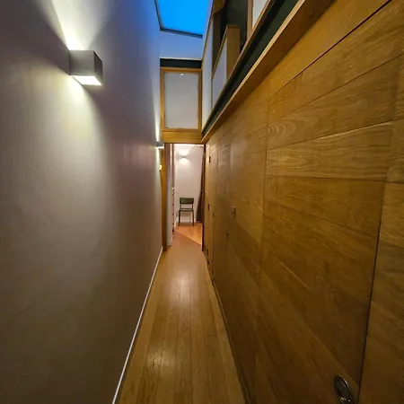 Stylish 2-bedroom End-terrace With Private Parking Edinburgh
