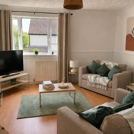 Stunning 2 Bdr Near Sleeps 5 Free Parking Apartman *