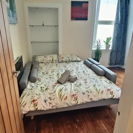 Cozy Flat * エディンバラ