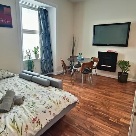 Апартаменты Cosy Flat Эдинбург