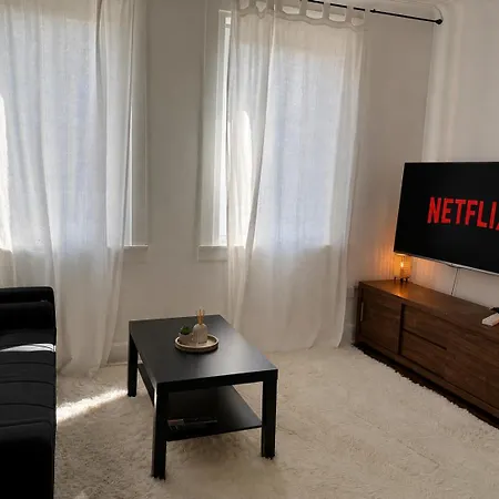 Stylish 2br In