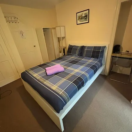 For 2-6 People In *