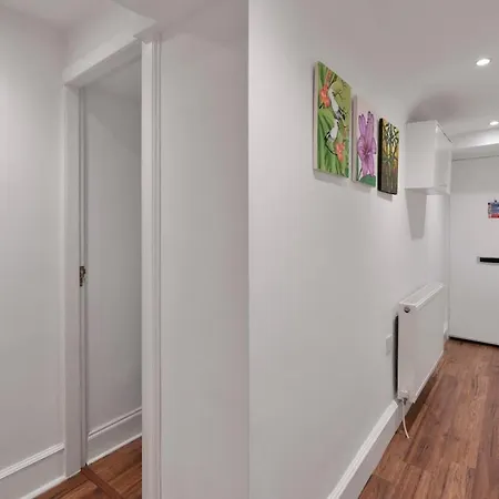 Appartement Modern Cosy Flat In The