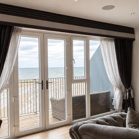 Luxury 2-bed Beachfront On Portobello Promenade Appartement