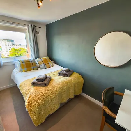 Modern Floor Apartment, With Balcony * Эдинбург