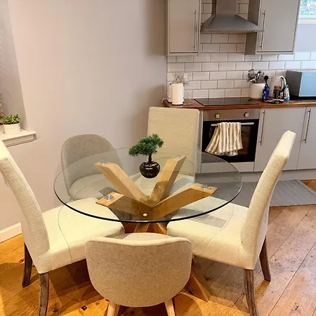 Apartman London Road Luxury Georgian - Superfast Wifi - Parking Available Edinburgh
