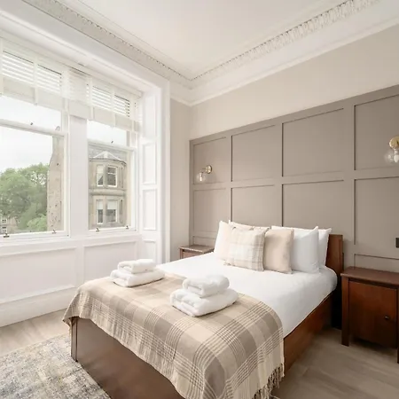 Dean Park 2 Bedroom - * Edinburgh