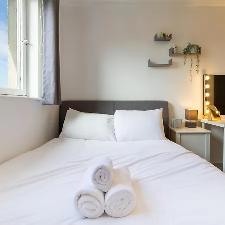 Lovely 2bdr Located Near Centre Apartman Edinburgh