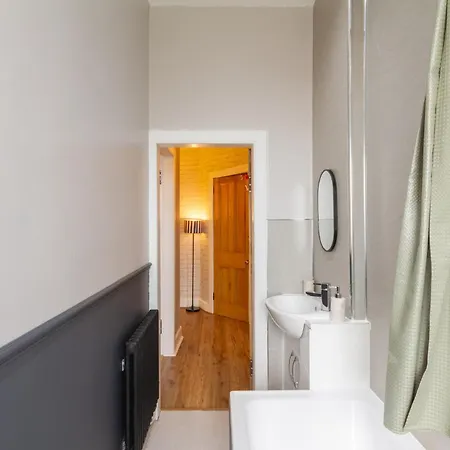 Appartement Serene 2bdr Flat Near Old Town