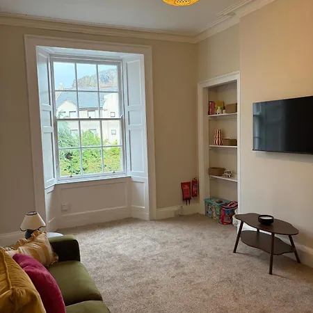 Appartement Homely - 2 Bed - *