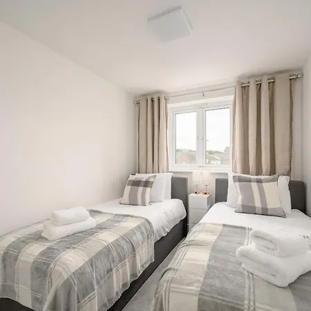 Pringle 2 Bedroom - *