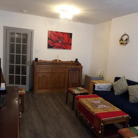 Festival - Ground Floor Flat *