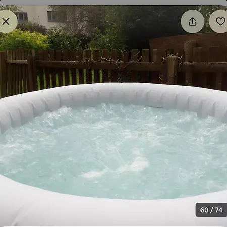 Murrayfield Luxury Retreat & *