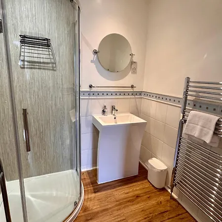 Daire St Patrick Square 2br