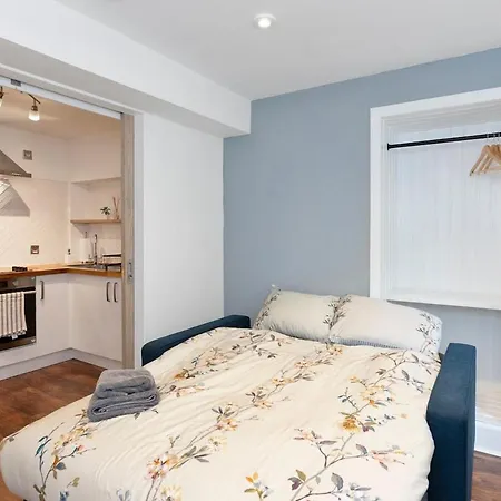 Modern Cosy Flat In The *