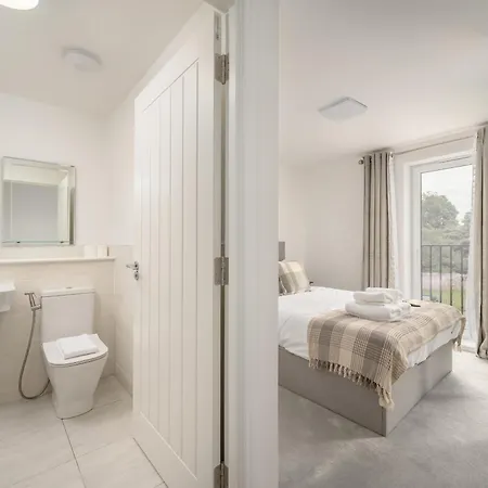 Pringle 2 Bedroom - * Edinburgh