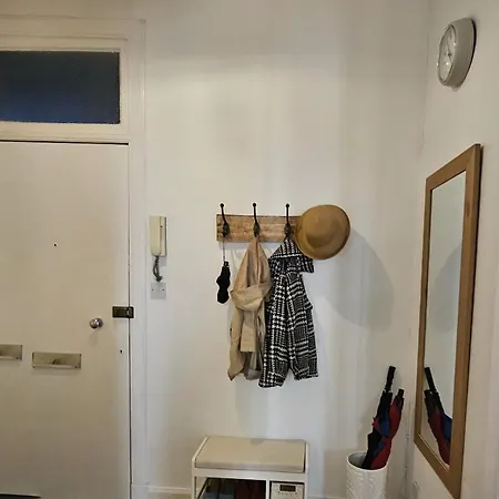 1 Bedroom Flat Off Easter Road, 5 Mins Walk To Holyrood Palace, High Street * Эдинбург