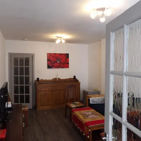 Festival - Ground Floor Flat Apartament *