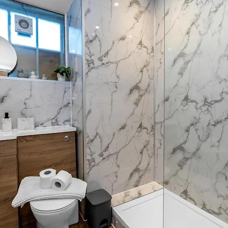 Stylish 1br Urban Stay, Centre Edinburgh