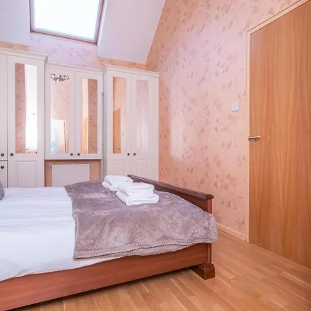 Charming 2-bedroom Flat In The Heart Of - Pass The Keys * Edinburgh